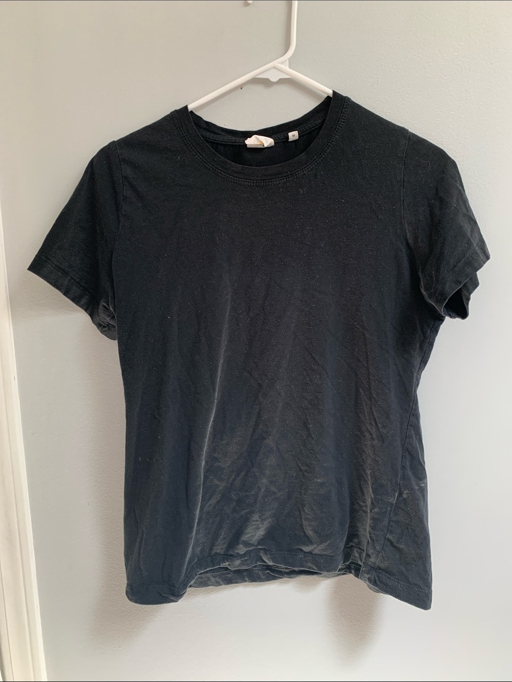 KOTN Black Short-Sleeve Crewneck Tee